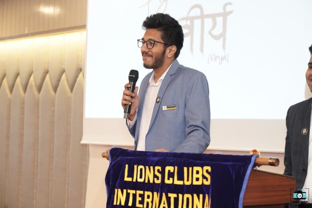 Leo Hitansh Doshi